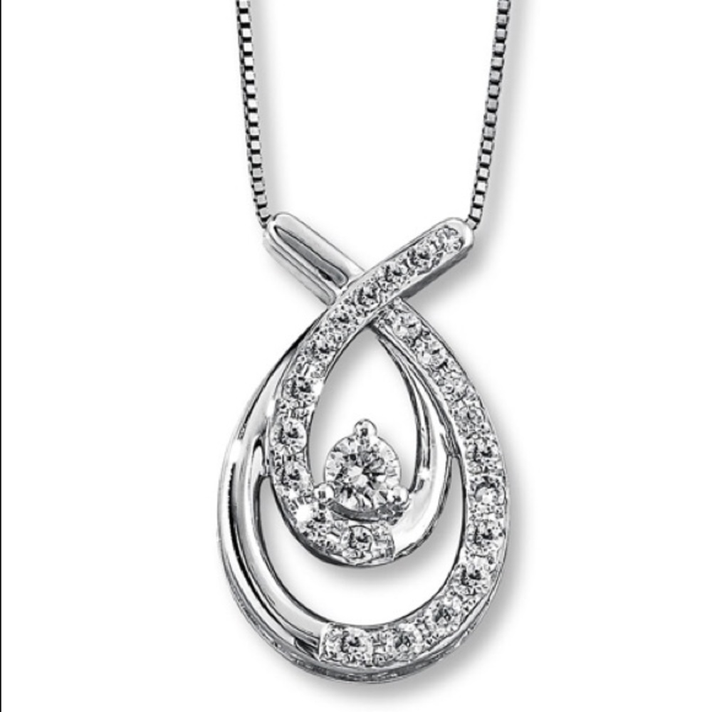 ✨ 1/3ct White Gold Diamond Loves Embrace Necklace✨